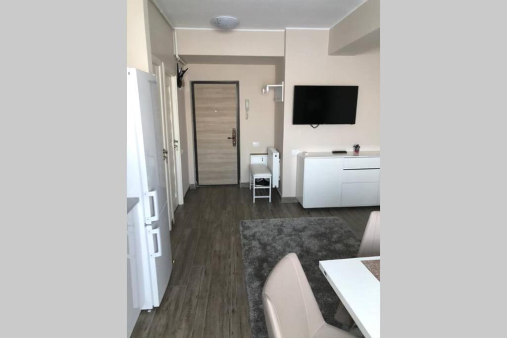 Lake View Apartament Mamaia Exterior photo